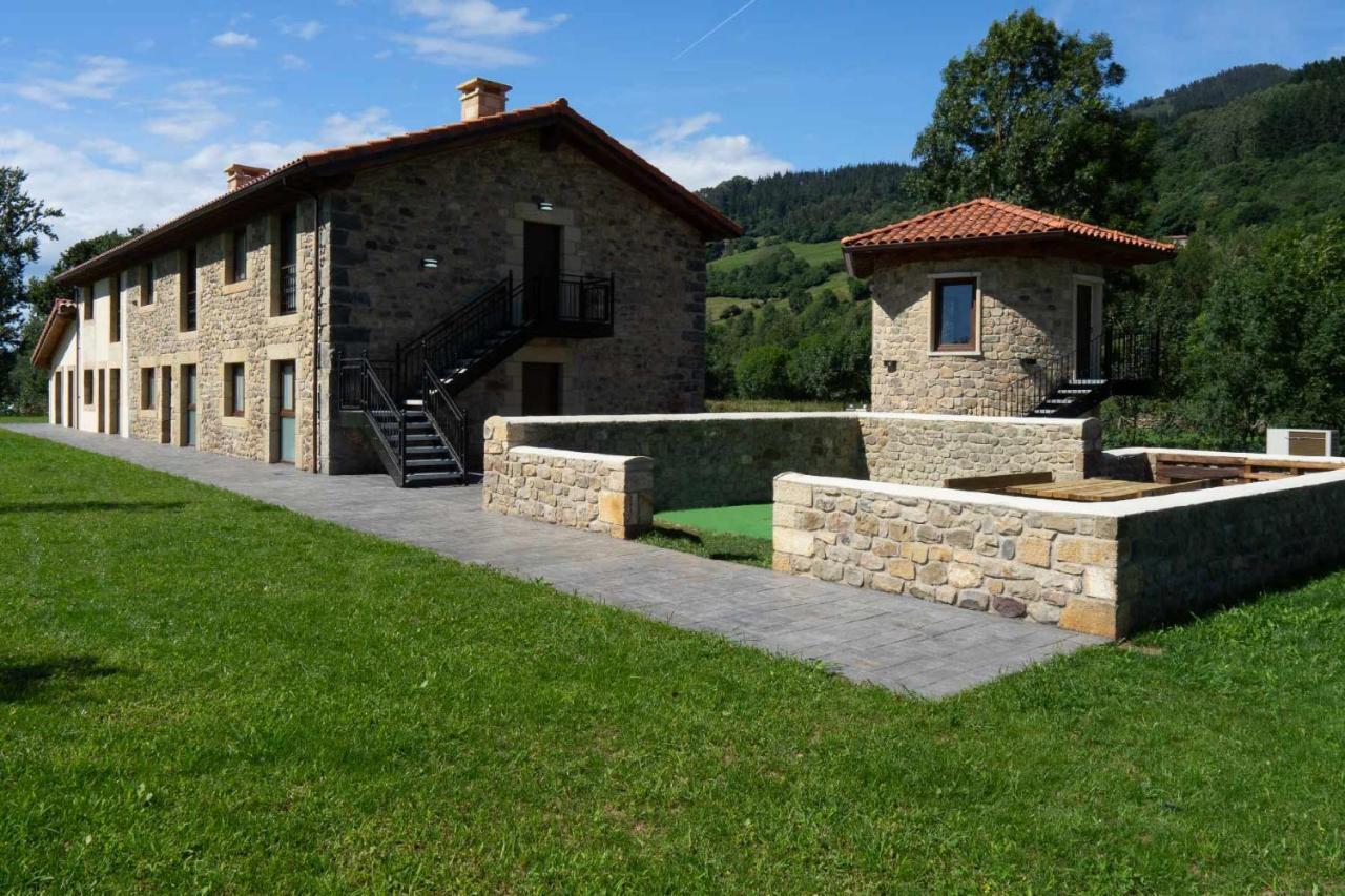 Complejo Rural El Cerradon Guest House Alceda Exterior photo