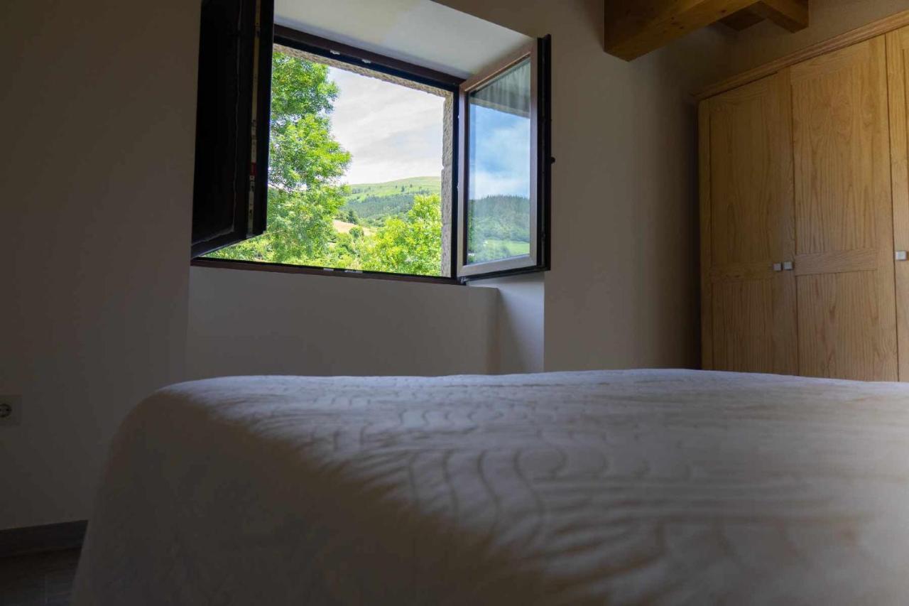 Complejo Rural El Cerradon Guest House Alceda Exterior photo
